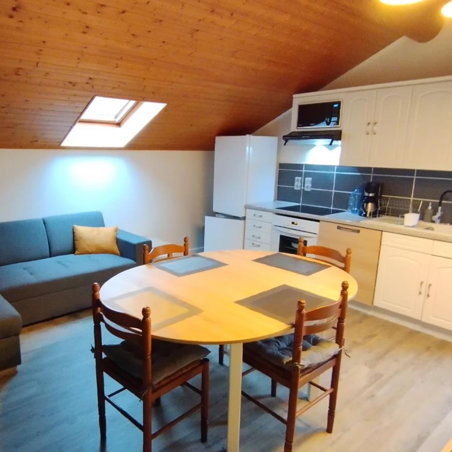 Superbe Appartement Tout Confort Lyaud Extérieur photo